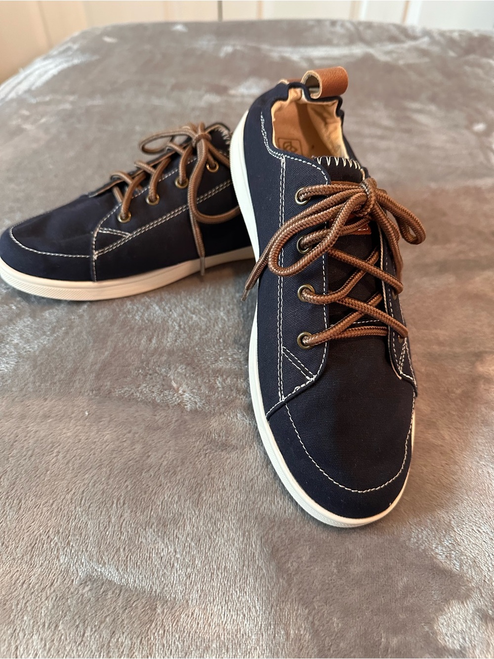 Women’s Wide Spenco Santa Clara Canvas Sneaker-Boat Shoe In Navy Peacoat Sz: 9D